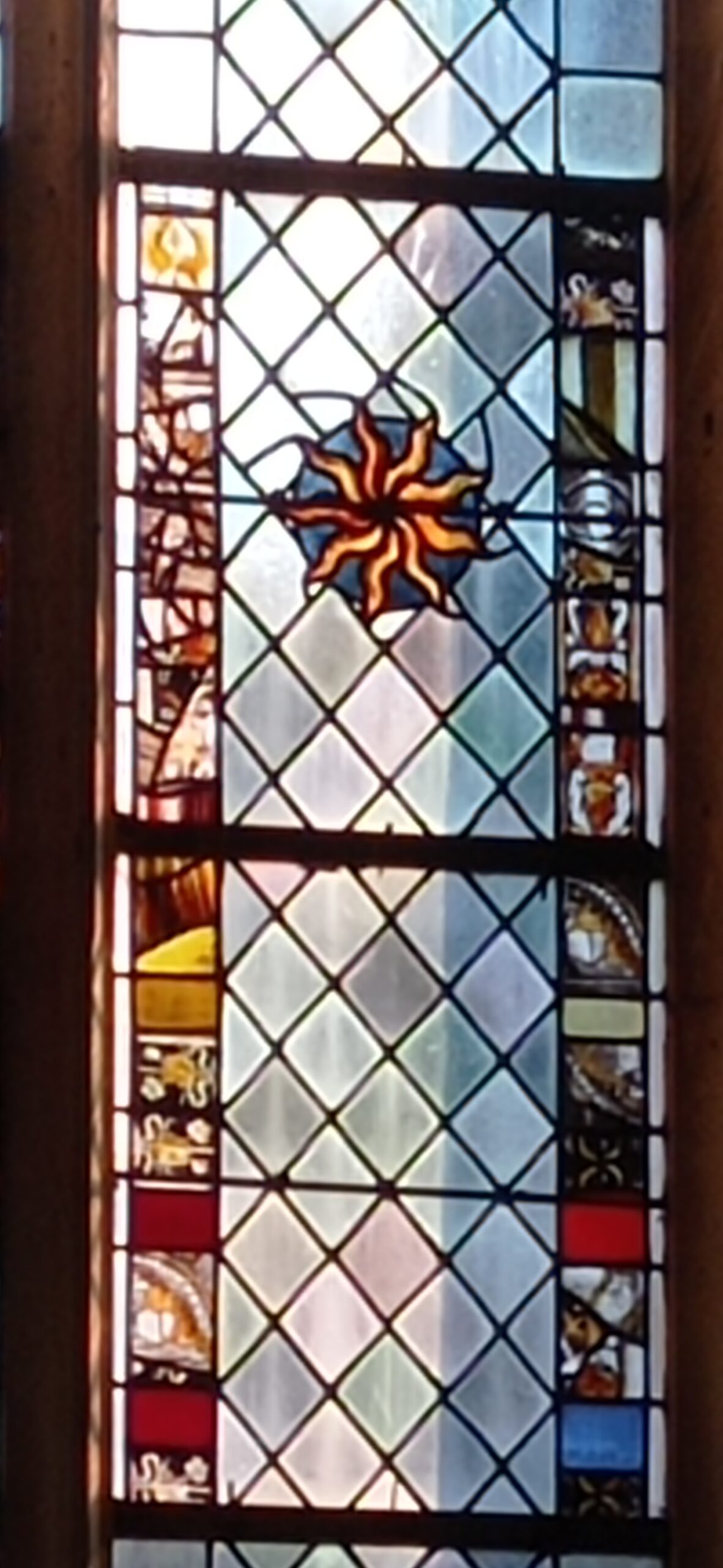 Eglise de Houdan, Soleil au sud